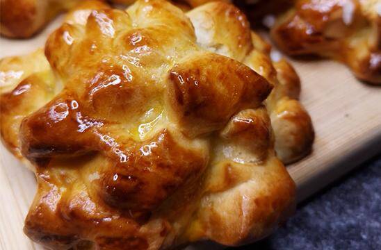 Recette maison de la brioche à la pomme et cannelle