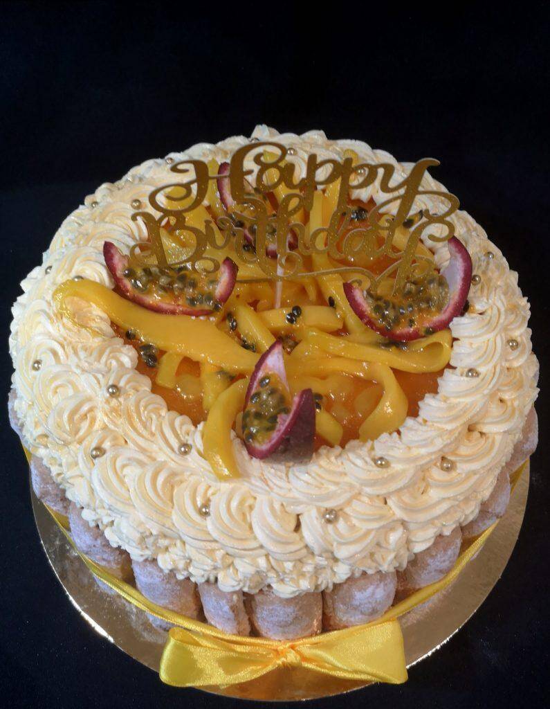 Gâteau à la mangue et au fruit de la passion